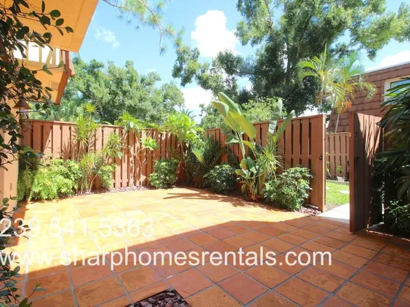 5203 Cedarbend Dr APT 4, Fort Myers, FL 33919