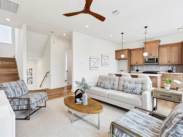 (undisclosed Address), Houston, TX 77020