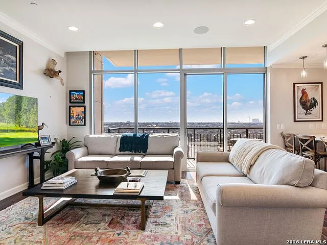 4242 Broadway St #802 — Photo 5