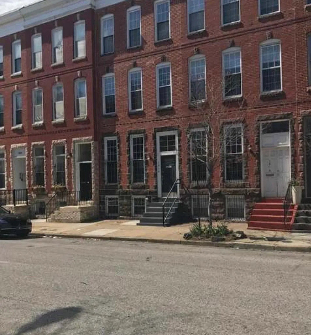 2 bed, 2.5 bath, 1520 sqft, $2,100 — Photo 2