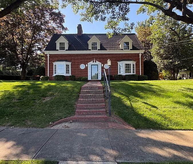 500 Ott St — Photo 2