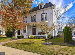 421 N Main St, Hightstown, NJ 08520