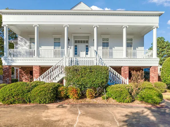 3065 Oak Creek Dr, Paris, TX 75462