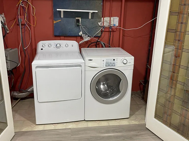 Washer /Dryer in basement