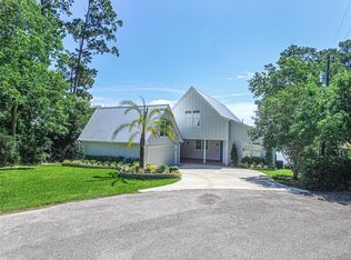 121 Harbor Cir, Onalaska, TX 77360