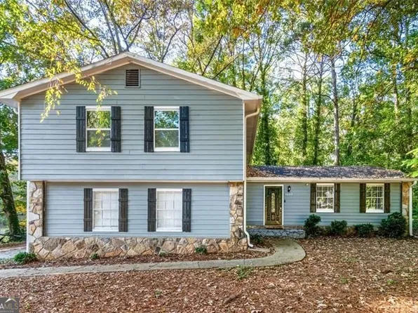 3663 Burlingham Dr, Lithonia, GA 30038