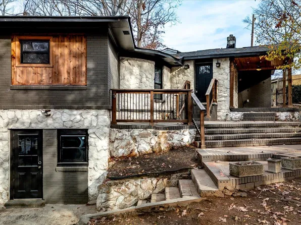 19 Granada Dr, Greenville, SC 29605