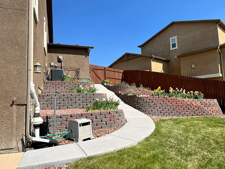 6068 Cumbre Vista Way — Photo 18