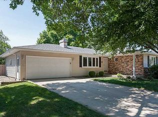 1845 27th Ave, Marion, IA 52302