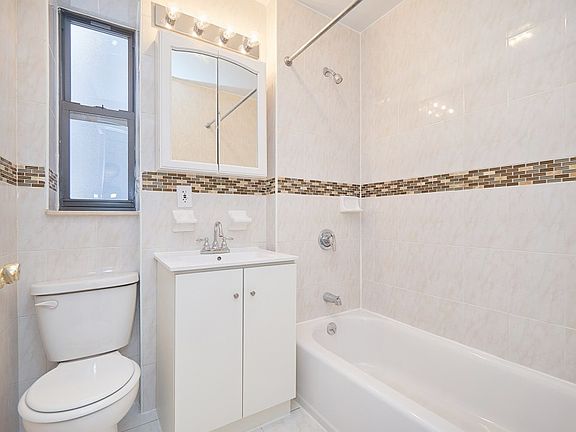 3rd image of 36-20 Bowne St #2D