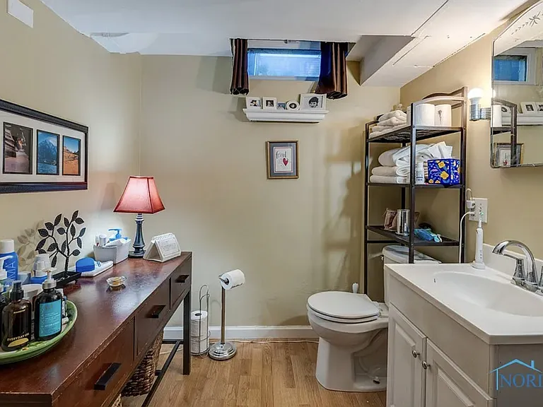 3935 Hillandale Rd — Photo 11