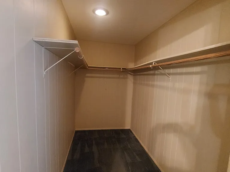 151 Riverside Dr — Photo 10