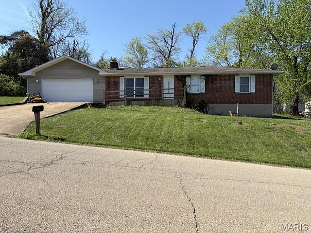 1st image of 298 Nicholson Dr
