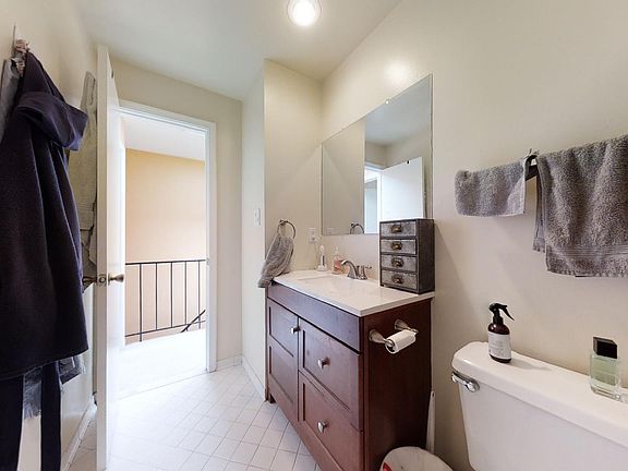 5th image of 2125 N Monroe St APT C