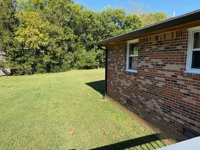 2000 Fairview Blvd — Photo 22