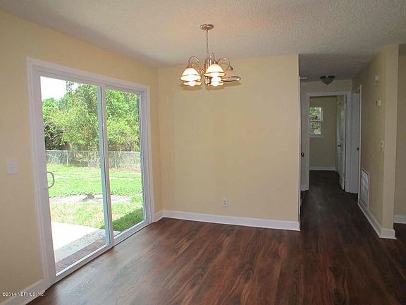 3rd image of 428 Neptune Rd