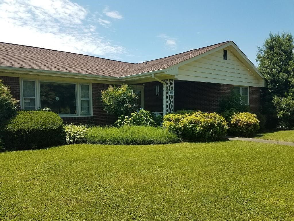 301 Daladier Dr, Vinton, VA 24179 Zillow