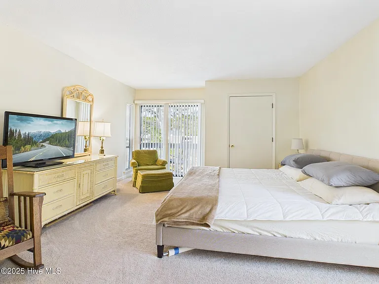 250 Sugar Gum Ln #201 — Photo 21