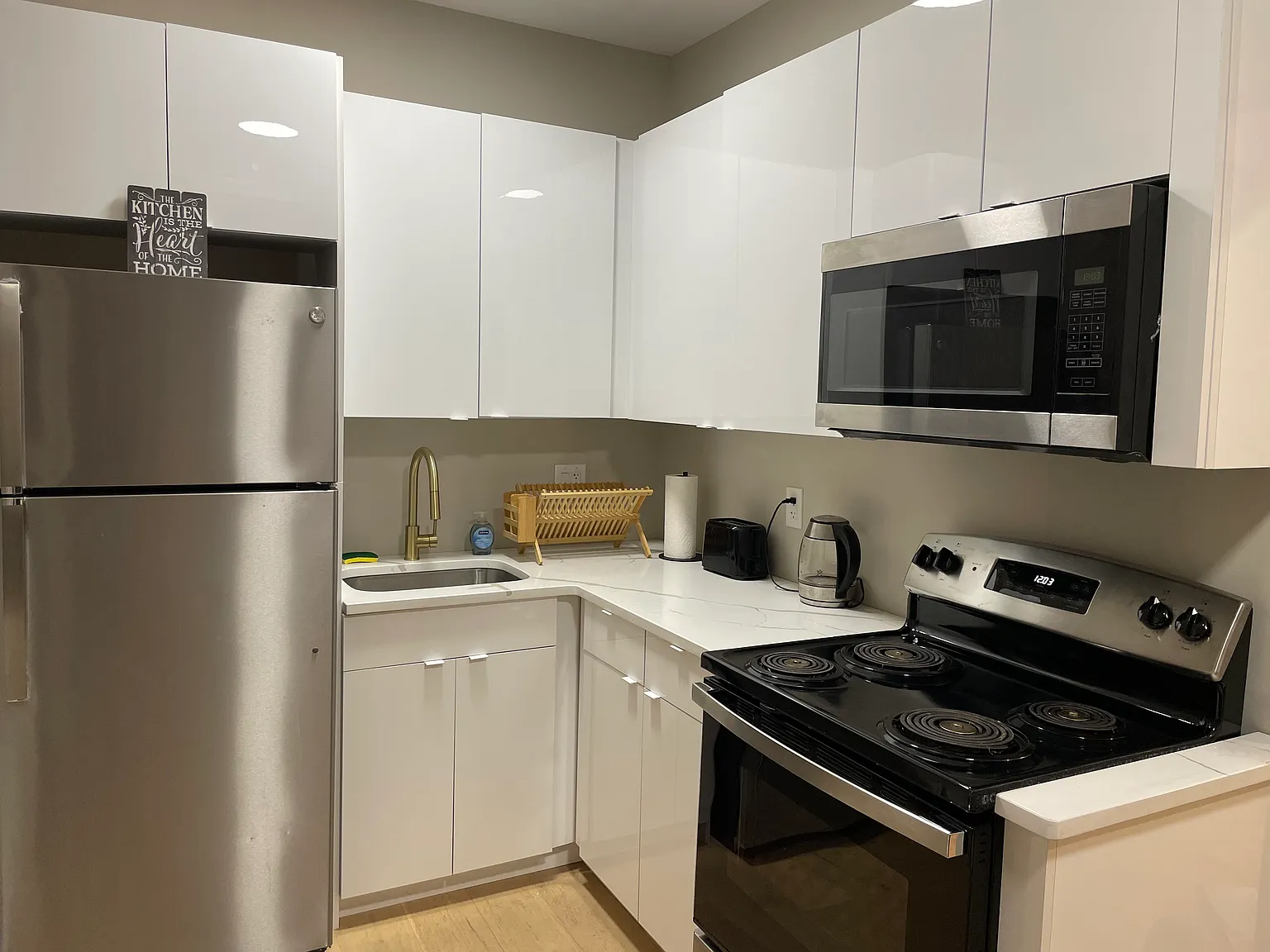 DearBorn Apartments — Photo 3