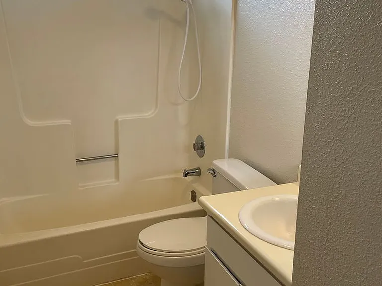 1057 Diablo Ave — Photo 14