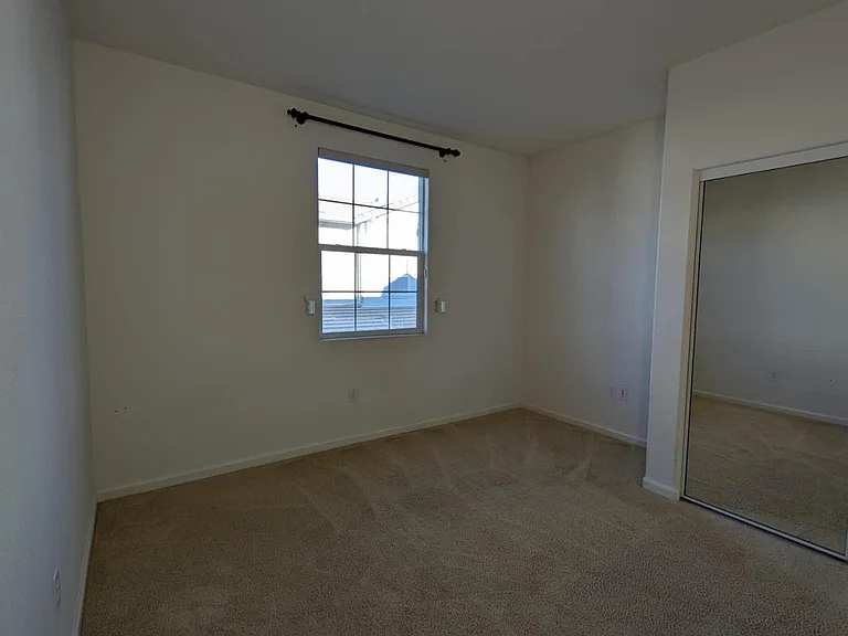 1815 Nancy Ln — Photo 16