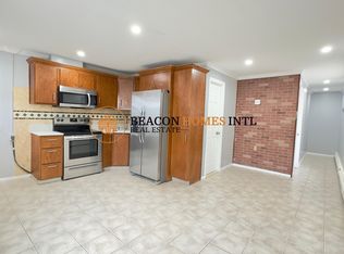 135 Husson Ave #1B, Bronx, NY 10473