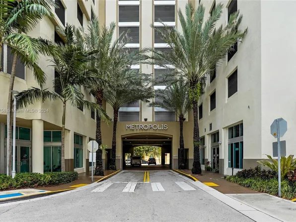 9055 SW 73rd Ct APT 1804, Miami, FL 33156