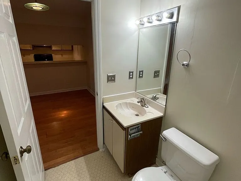 254 Brookberry Cir — Photo 16