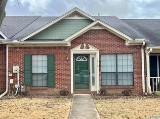 1910 W Brownstone Ct SW, Decatur, AL 35603