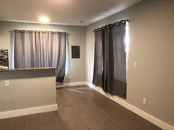 5th image of 1751 Washington Ave #1