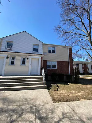 Rented by Voro Purple LLC | media 5