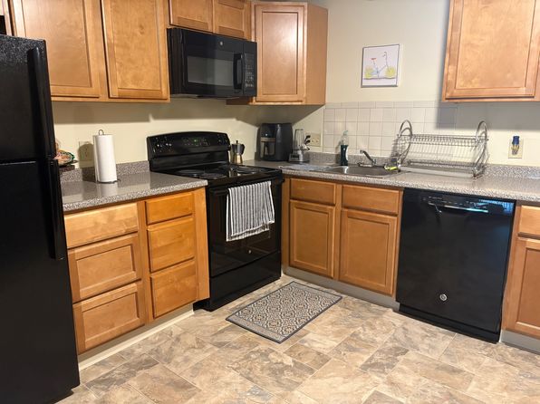 73C Manchester St APT 10