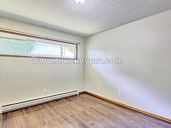 5th image of 612 E 16th St