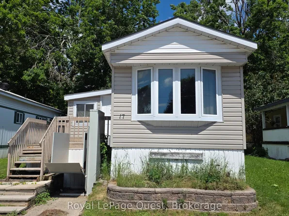 26 Dunn Ave #17, Orillia, ON L3V 2N9