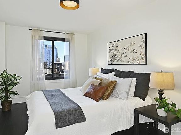 5th image of 1105 Spring St APT 709