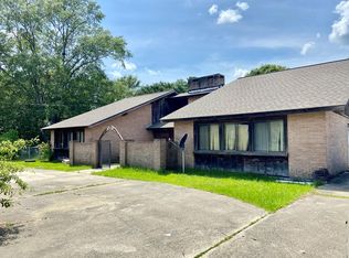 2716 Jackson Landing Rd, Picayune, MS 39466