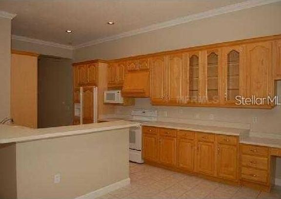 3rd image of 2033 Live Oak Blvd