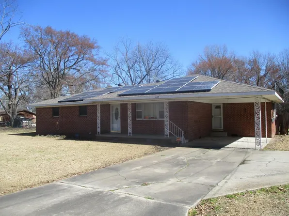 607 S Livermore St, Hazen, AR 72064