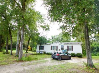 215 E Main St, Bronson, FL 32621