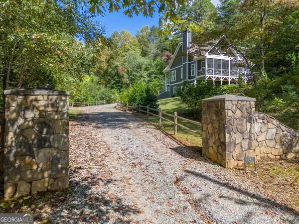 4743 Murray Cove Rd, Tiger, GA 30576