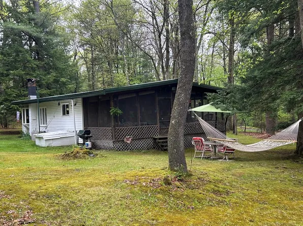 238 Daisy Ln, Strattanville, PA 16258