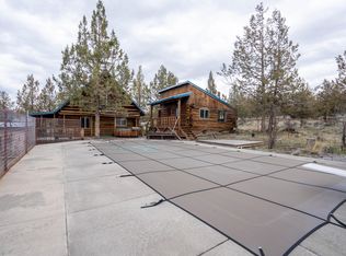 1051 SW Mountain View Dr, Madras, OR 97741