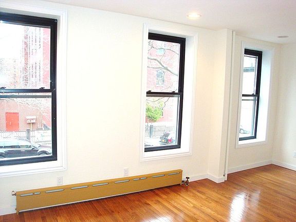 3rd image of 500 Court St #1