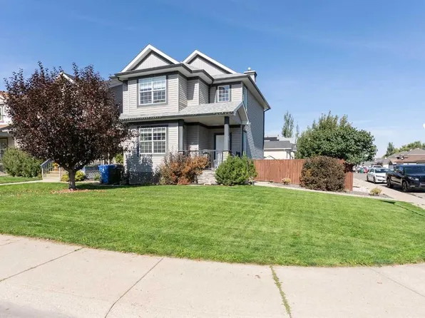 53 E Peigan Ct W, Lethbridge, AB T1K 7K6