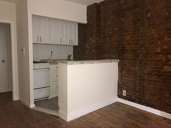 4th image of 426 W 46th St APT 2C