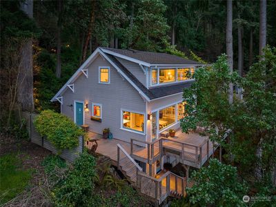 8471 Hansen Road NE, Bainbridge Island, WA, 98110