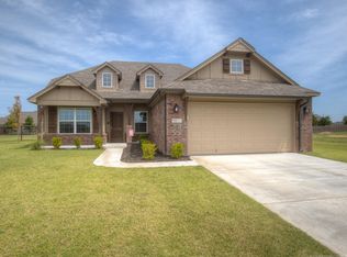 9011 N 64th Ave E, Owasso, OK 74055