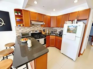 815 52nd St #4, Brooklyn, NY 11220