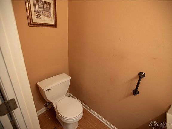 5th image of 8591 Timber Park Dr