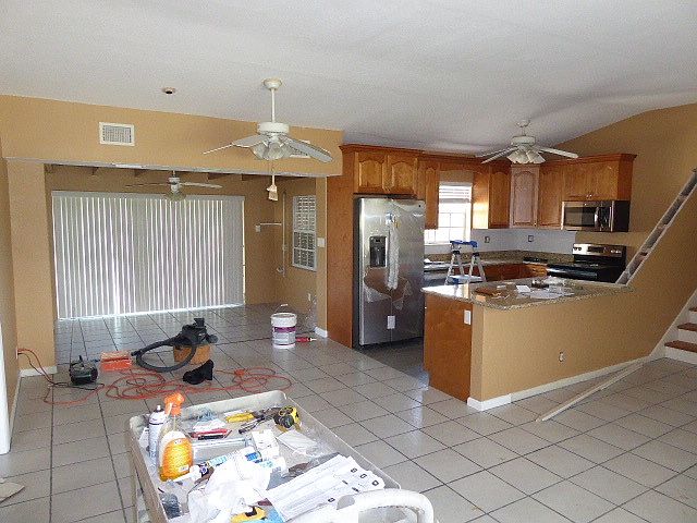 2nd image of 1501 Crest Dr